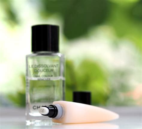 nail cuticle oil chanel